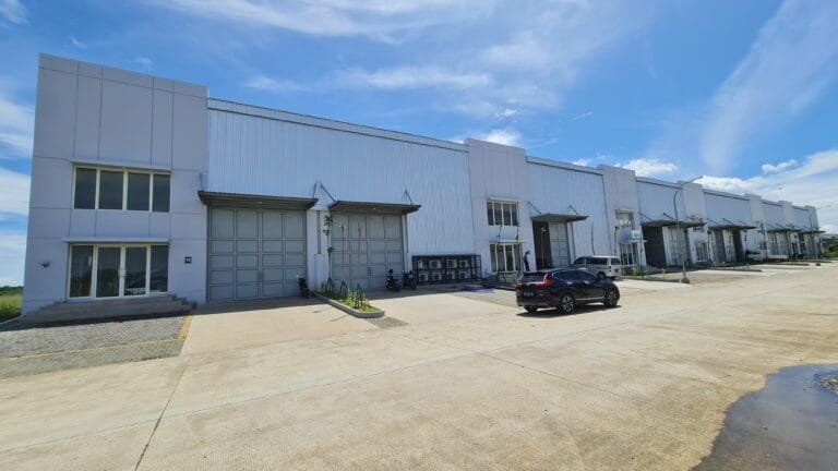 pergudangan summarecon makassar