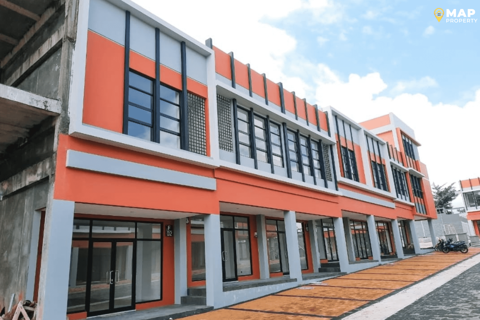 Dijual Ruko Graha Boulevard Summarecon Mutiara Makassar Dekat Mall Summarecon